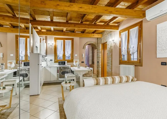 Nell\'antico ghetto ebraico